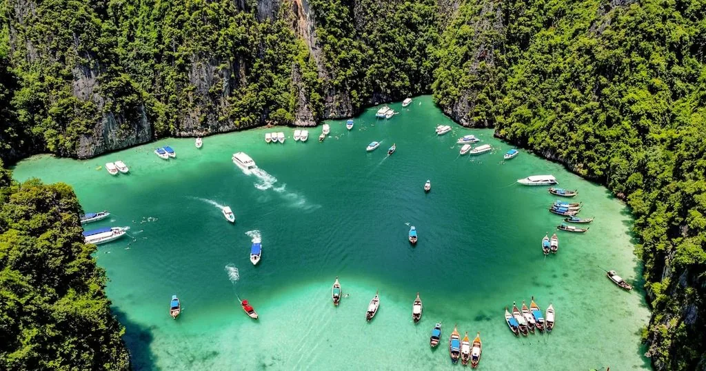 Phuket: Maya, Phi Phi & Bamboo Island with Buffet Lunch
